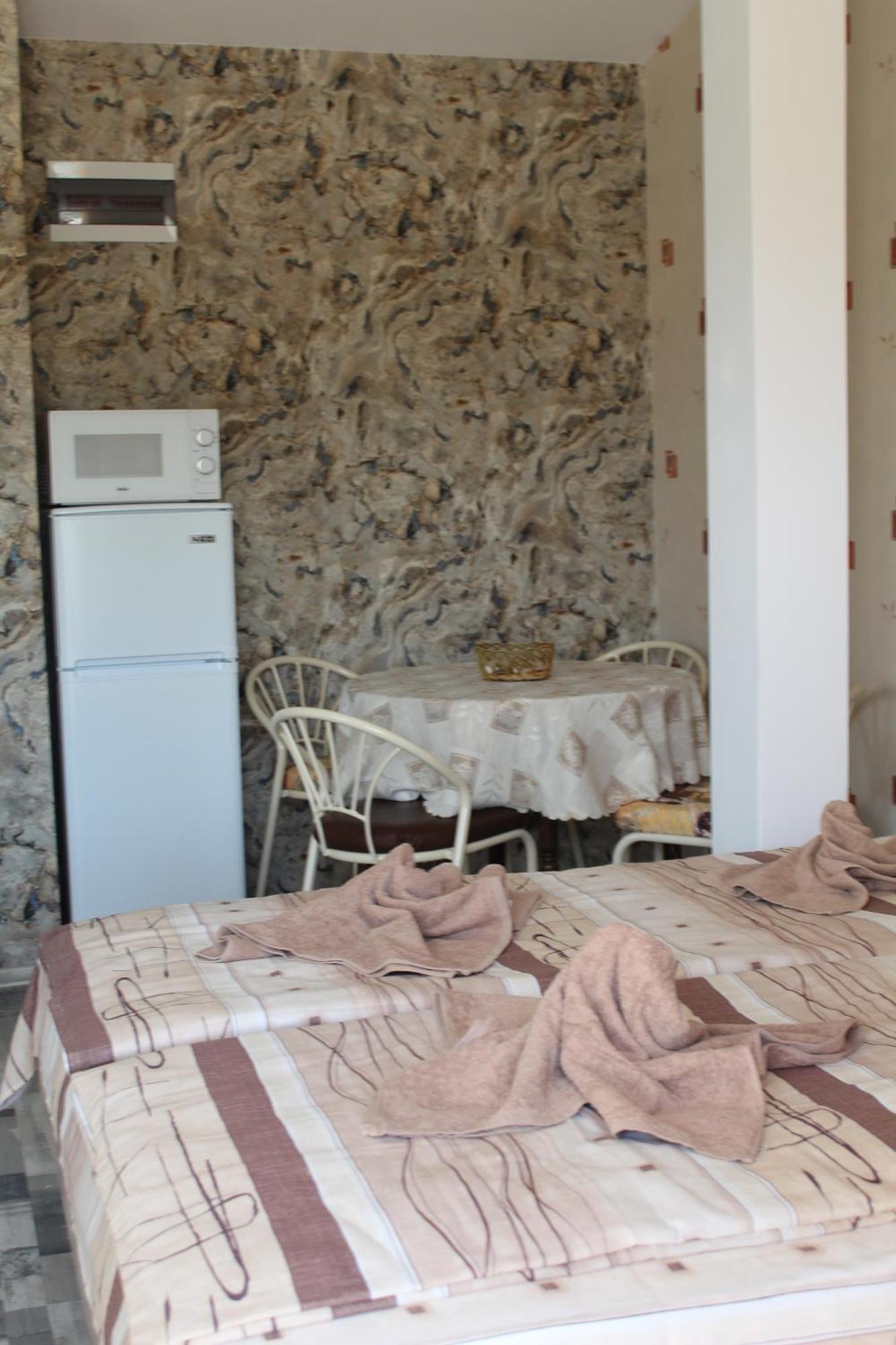 Guest House Valiland Bulgarevo Exterior photo