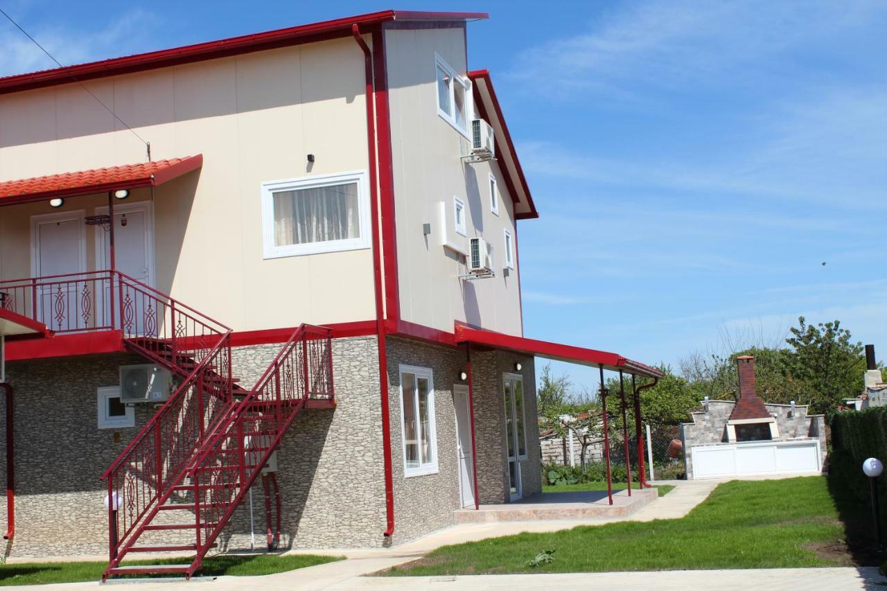 Guest House Valiland Bulgarevo Exterior photo