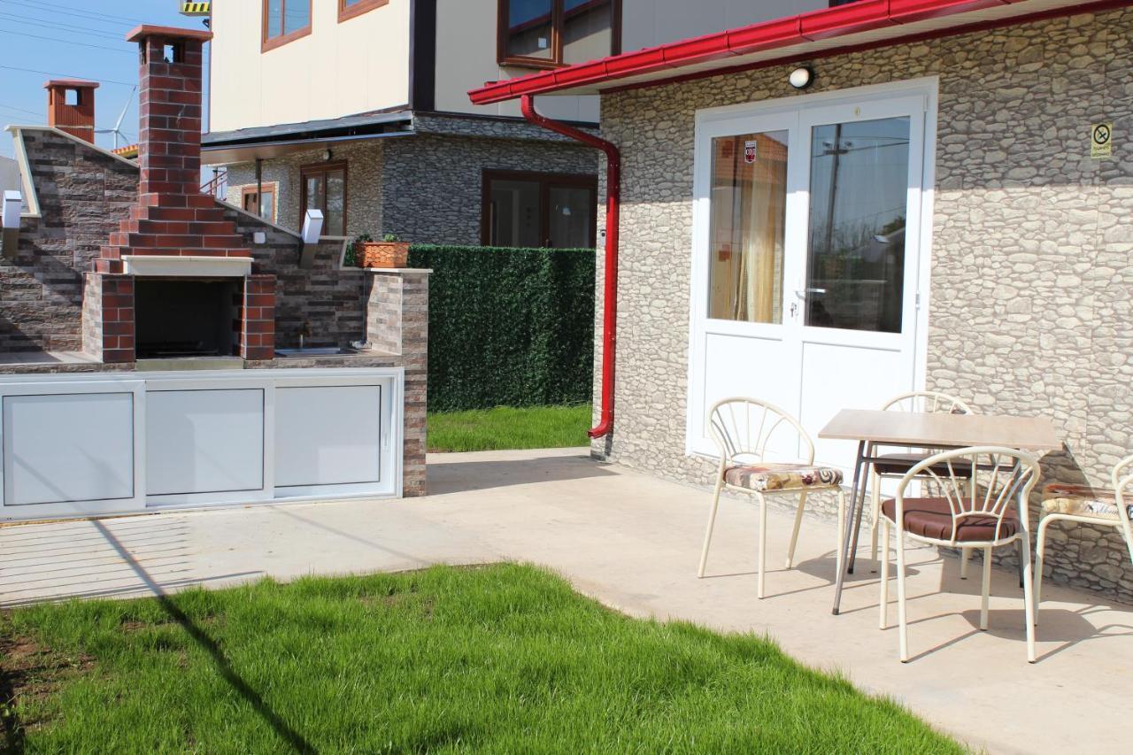 Guest House Valiland Bulgarevo Exterior photo